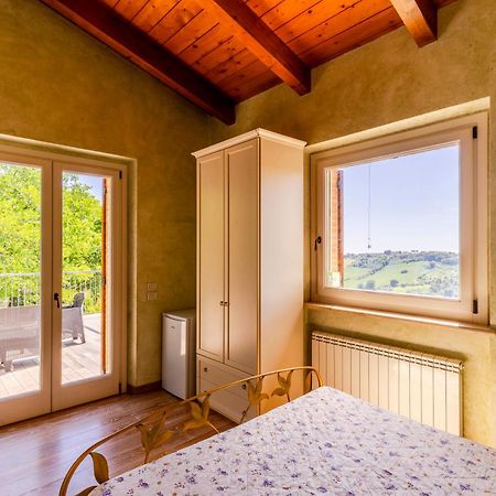 Casa Jo - Country Home With Sea View And 3 Private Ensuite Rooms Lapedona Luaran gambar