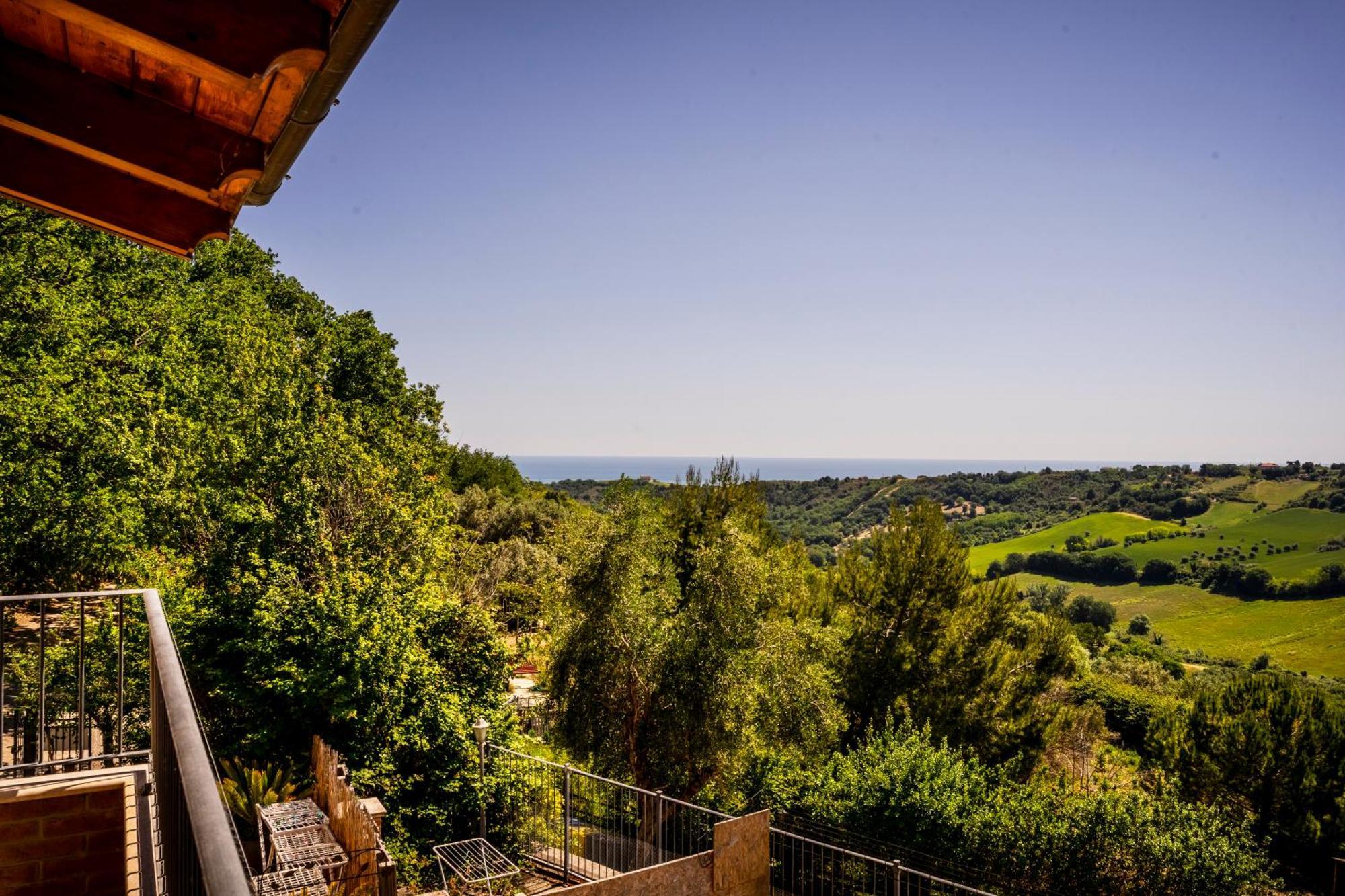 Casa Jo - Country Home With Sea View And 3 Private Ensuite Rooms Lapedona Luaran gambar