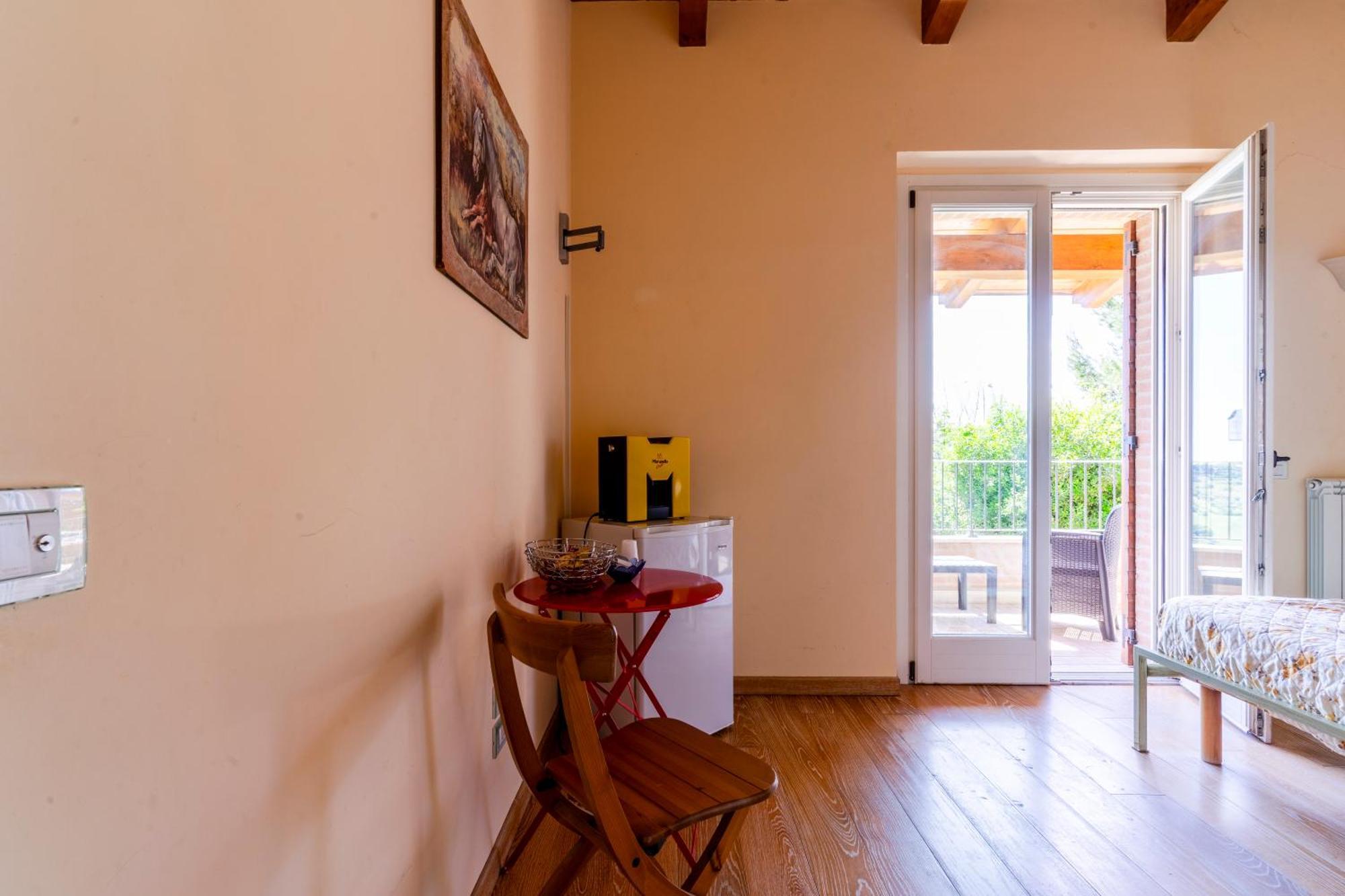 Casa Jo - Country Home With Sea View And 3 Private Ensuite Rooms Lapedona Luaran gambar